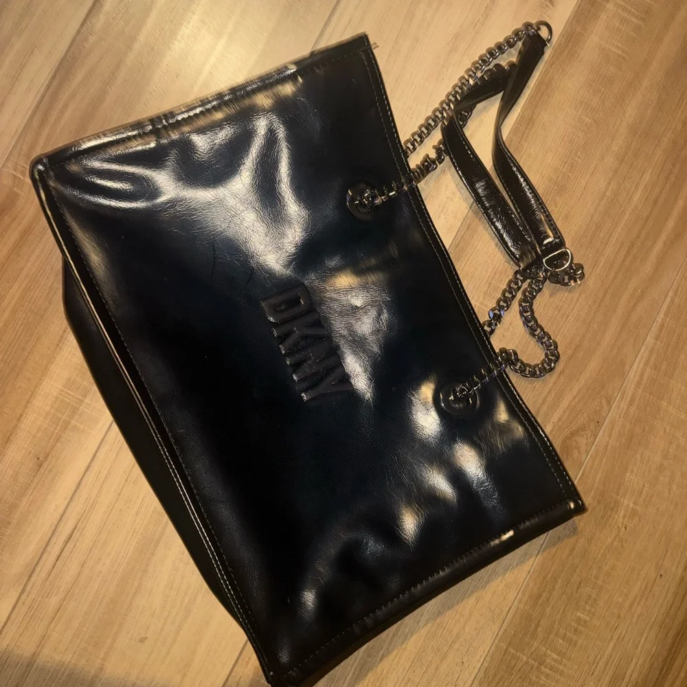 DKNY Sleek Black Chain Tote - Picture 3 of 7